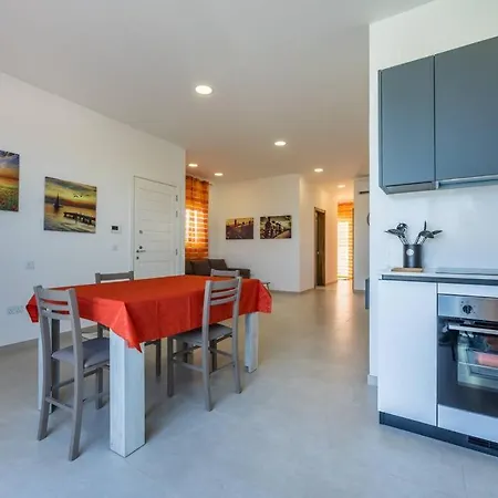 Daire 2 Bedroom Penthouse Marsaskala